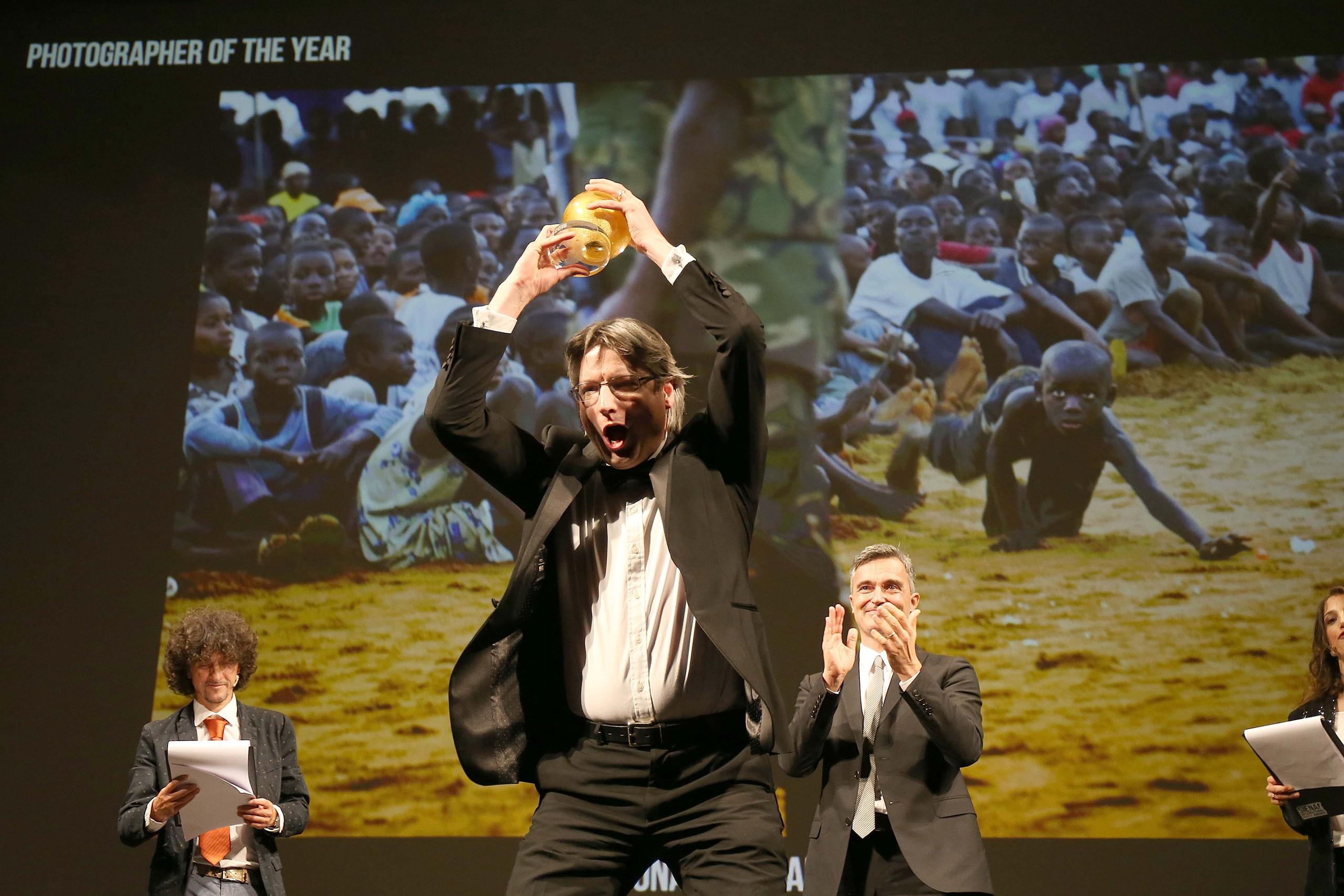 Jonathan Banks, Photographer of the year during the Awards Ceremony at the Teatro dei Rozzi